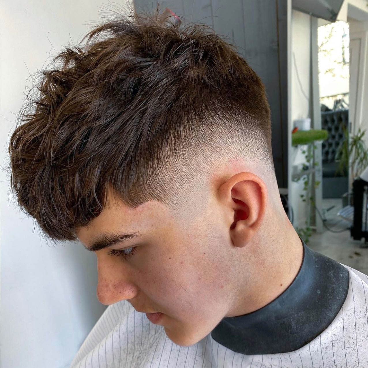 Simple Curled Top with Mid Drop Fade