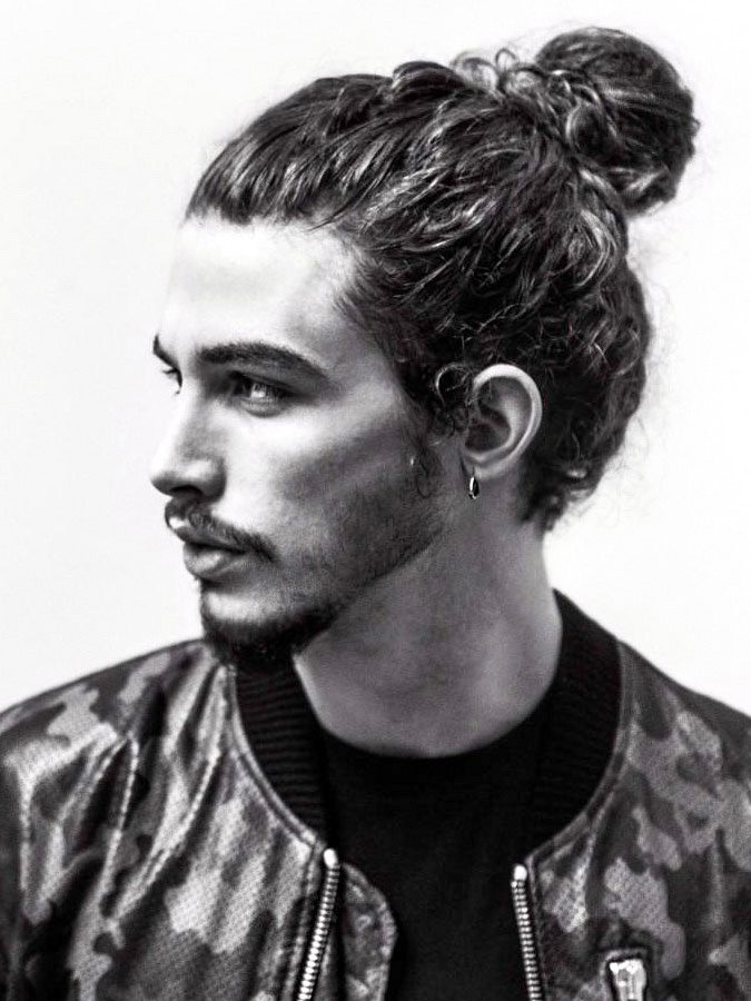 7 Types of Man Bun Hairstyles | Gallery + How To