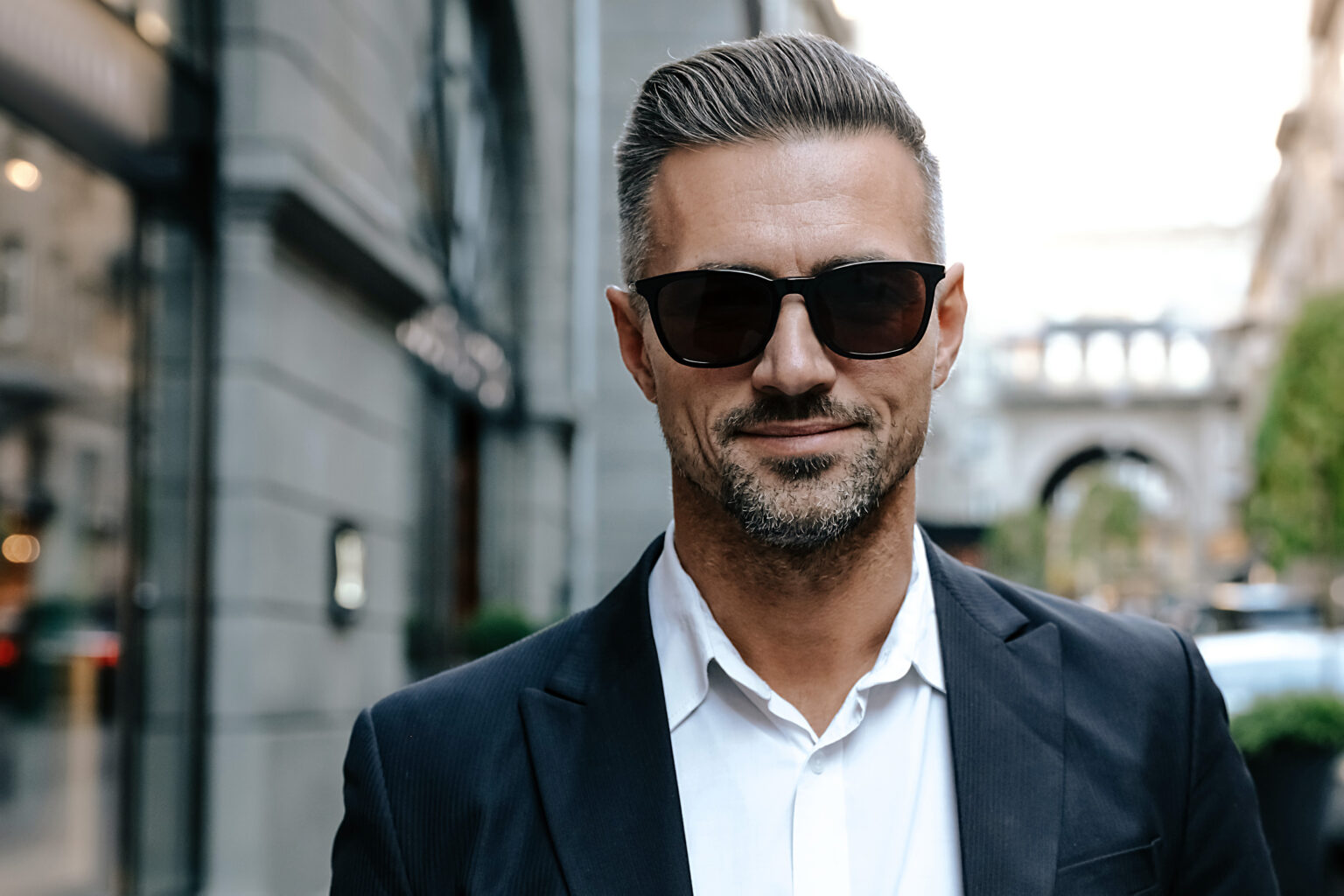 10 Eye-Catching Hairstyles For Mature Middle-Aged Men | Haircut Inspiration