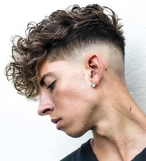 Upgrade Your Style with Comma Hair: 10 Trendy Hairstyles and Styling Tips  for Men | Men's Fashion Media OTOKOMAE