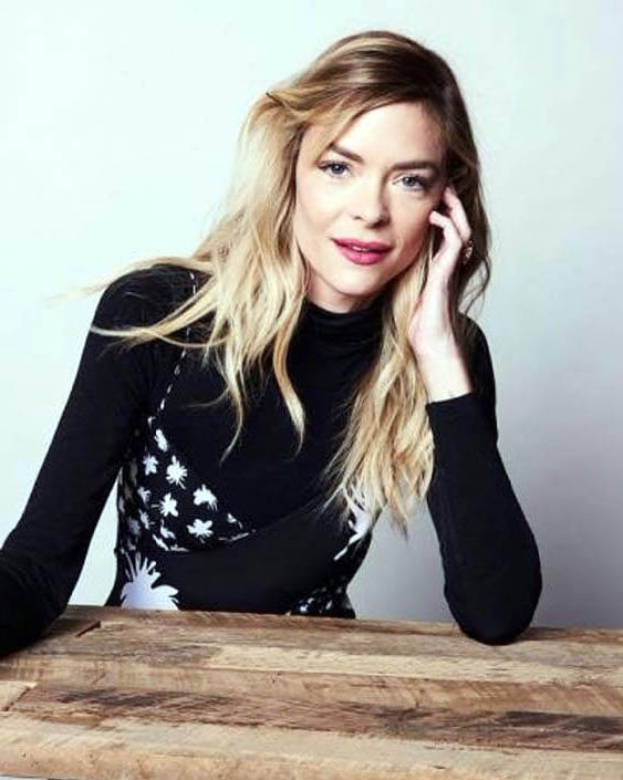 Jaime King's Layered Wavy Cut With Side Bangs