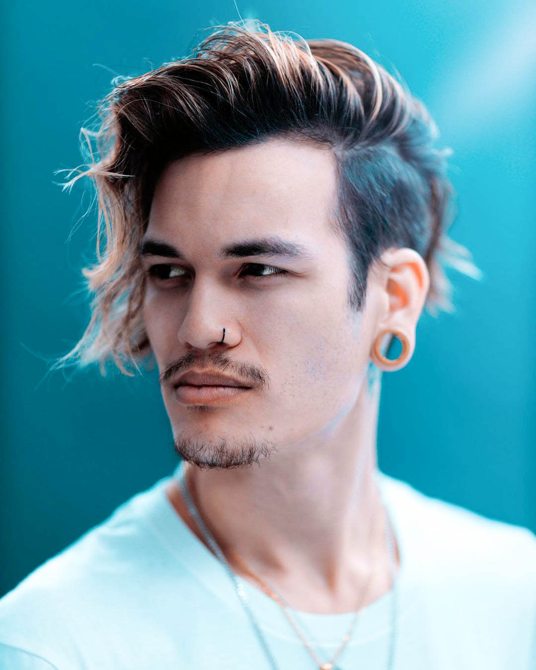 35 Haircuts For Men With Thick Hair & Styling Products