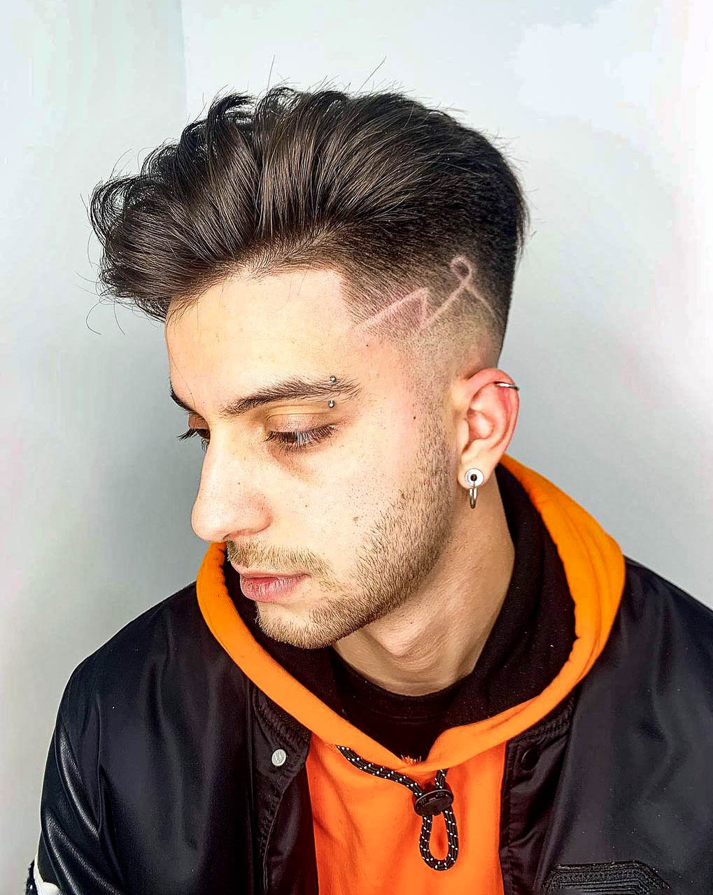Men's box cut - photos of works by hair stylists at theYou.com.