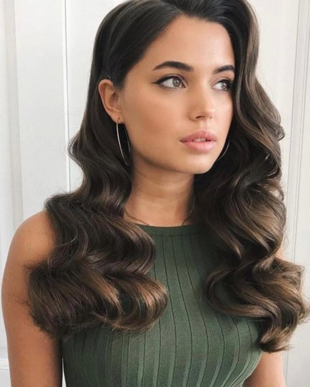 Side Part with Hollywood Waves