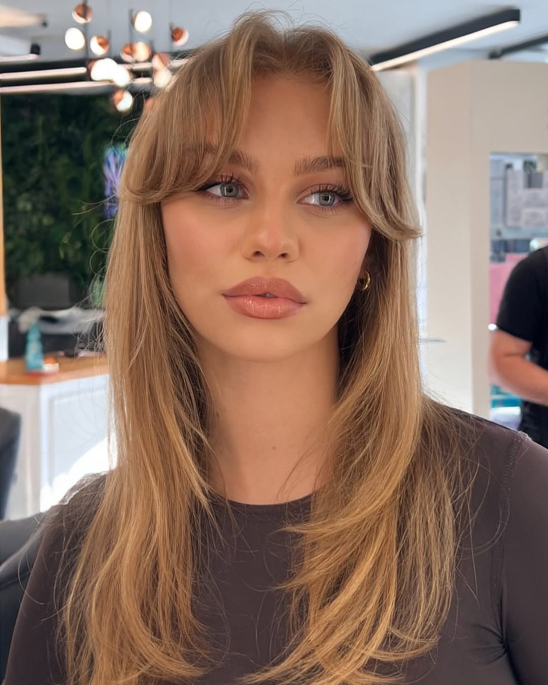 Face-Framing Curtain Bangs