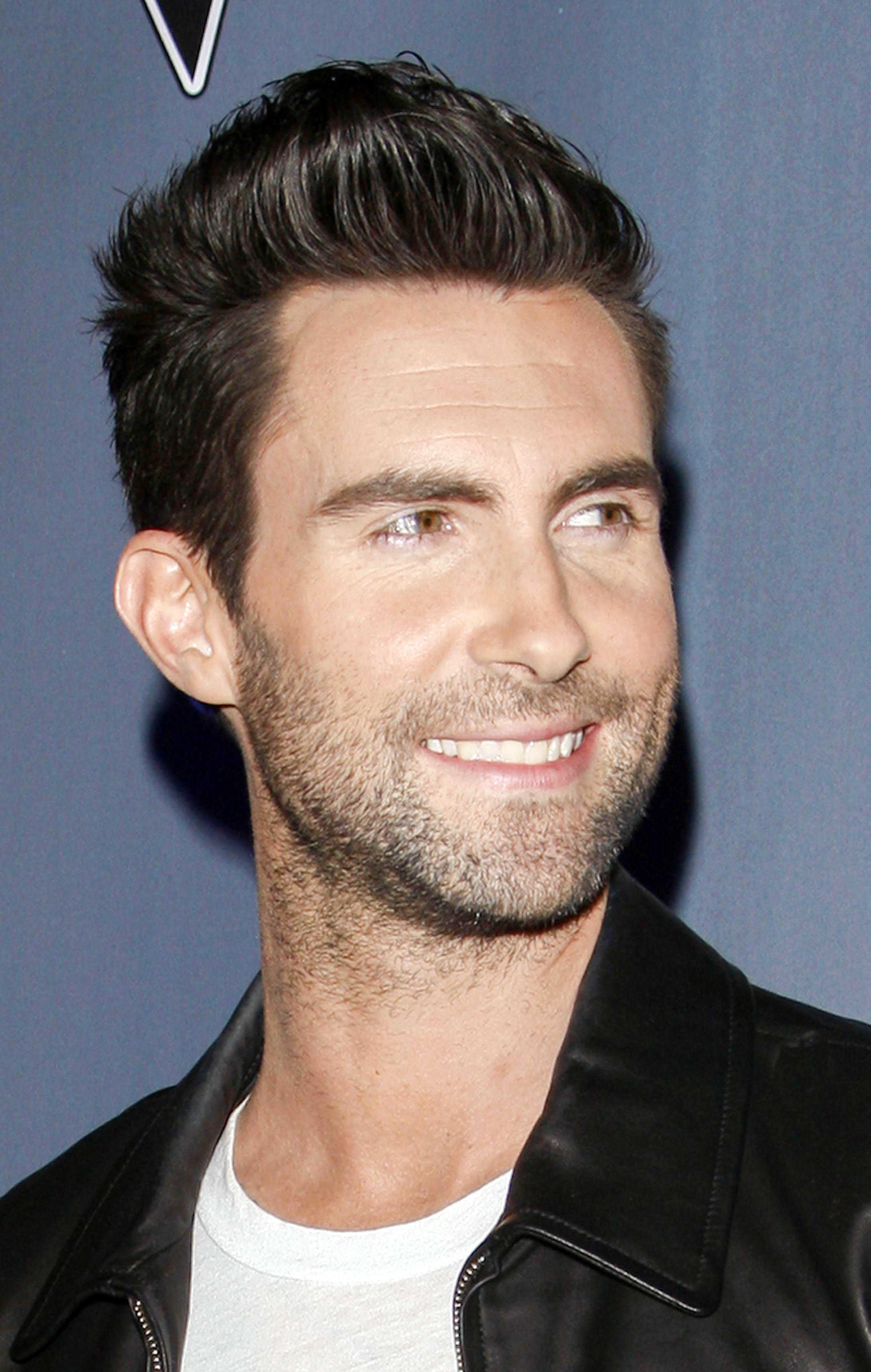 Adam Levine's Staple Brush Up