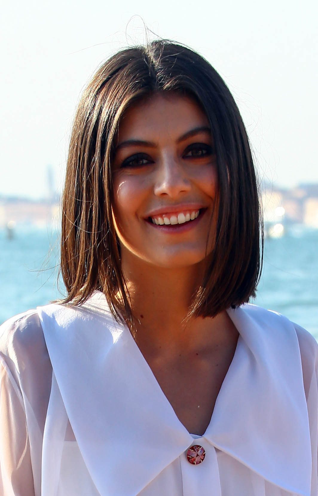 Alessandra Mastronardi's Bob