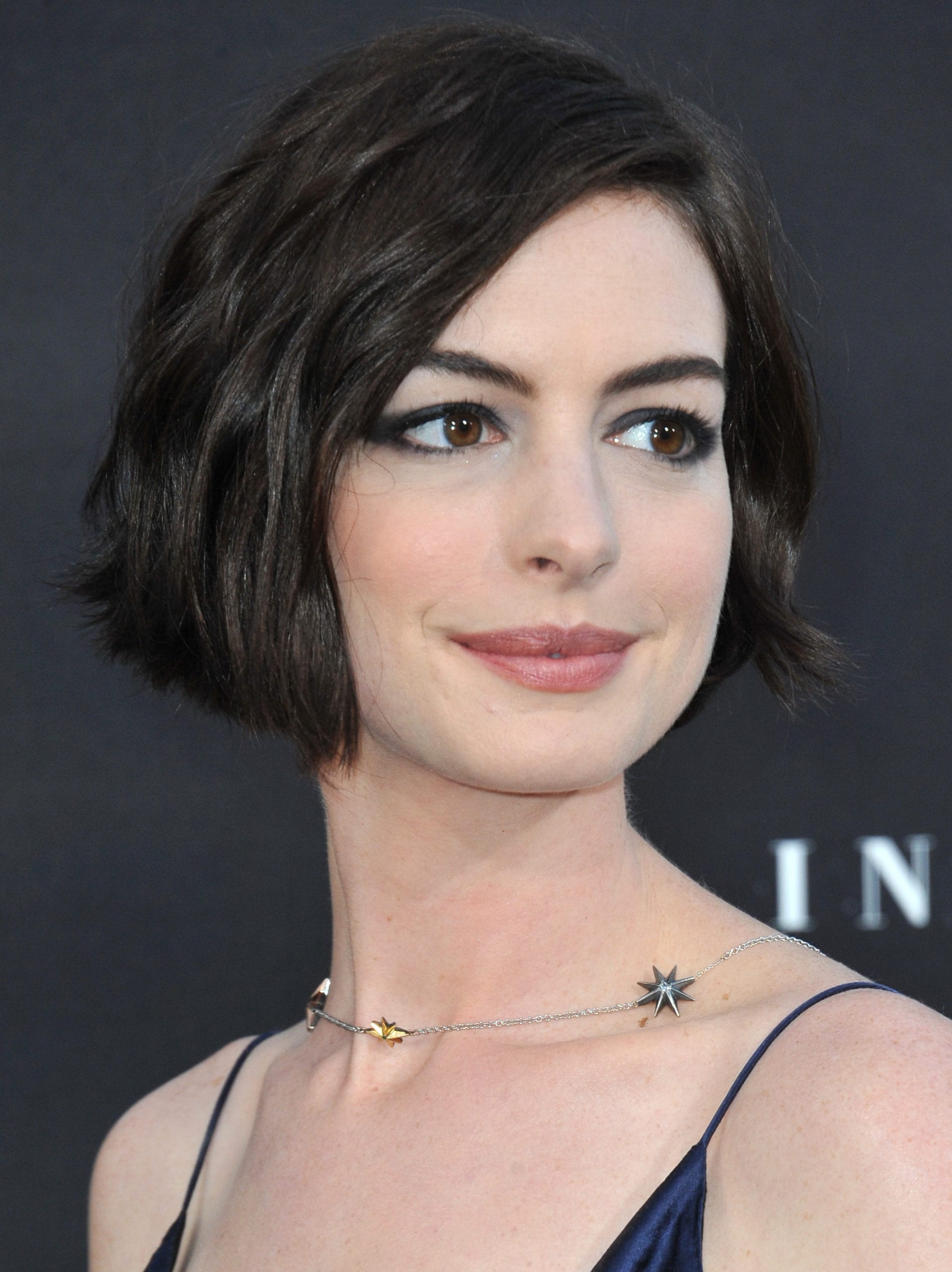 Anne Hathaway Black Brown Short Bob