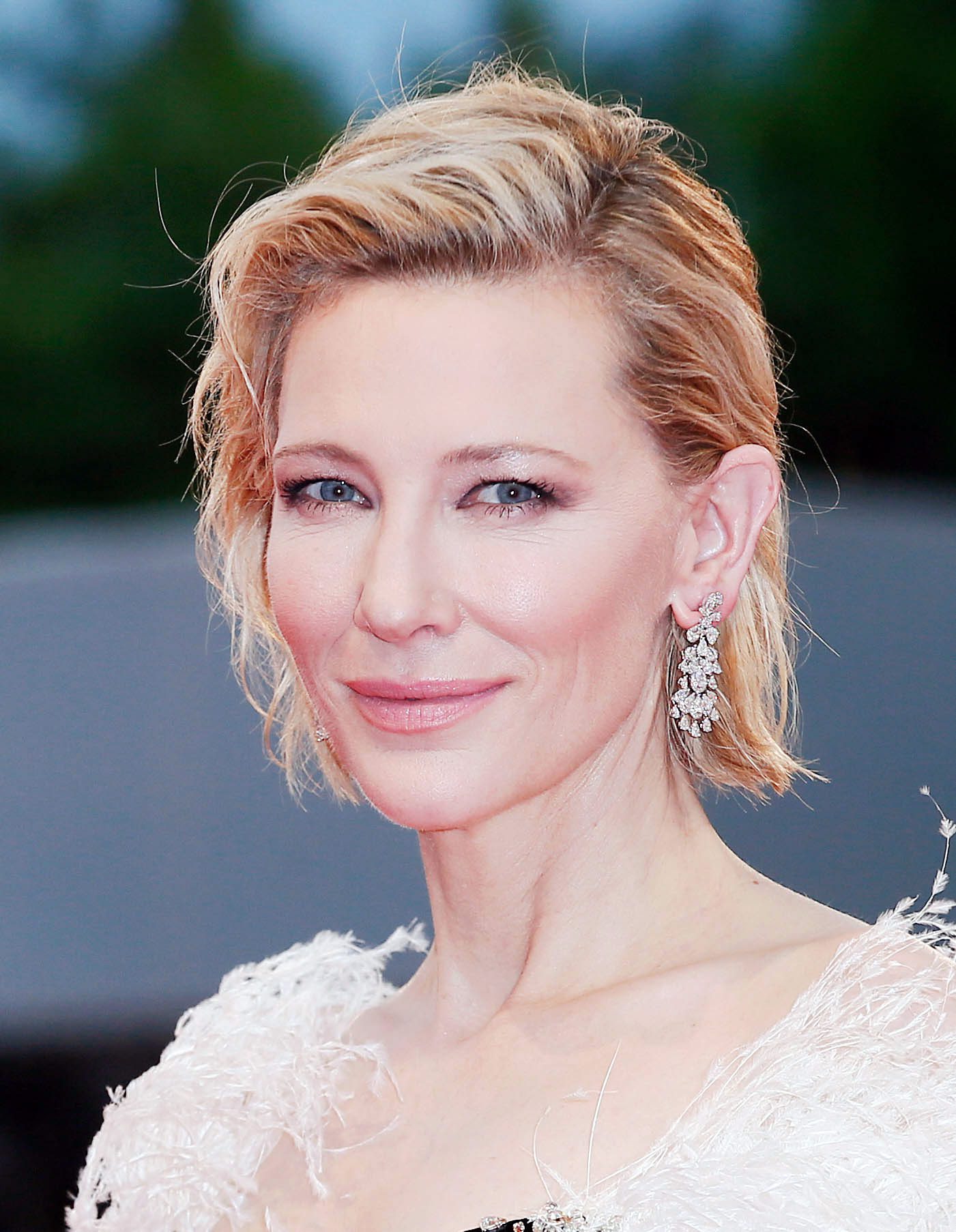 Cate Blanchett's Side Parted Bob