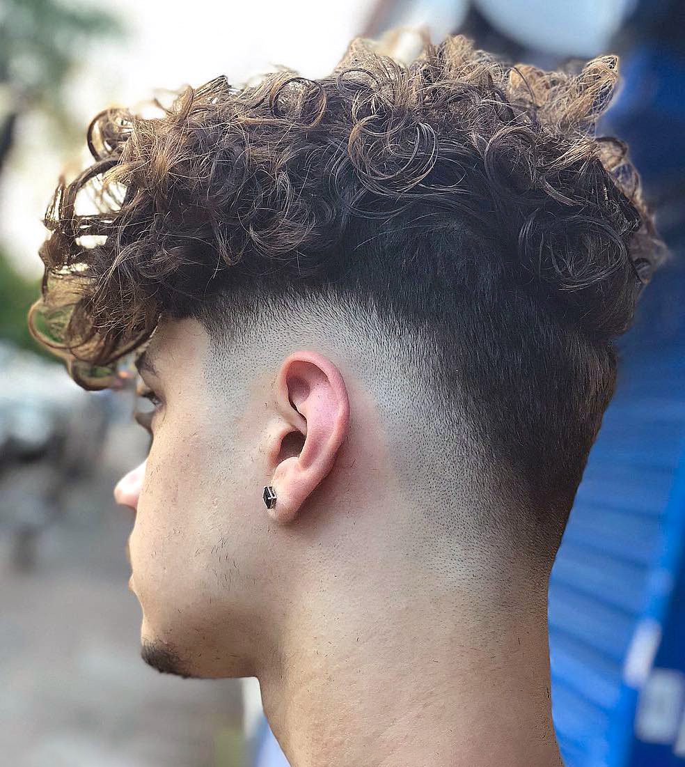 Low Taper Fade Blonde Hair - 23 Short and Stylish Textured Haircuts for Men