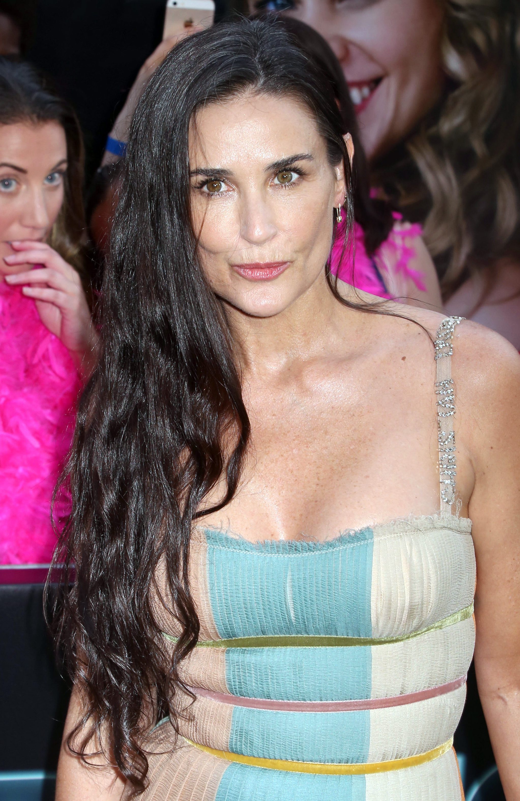 Demi Moore's Loosened Curls