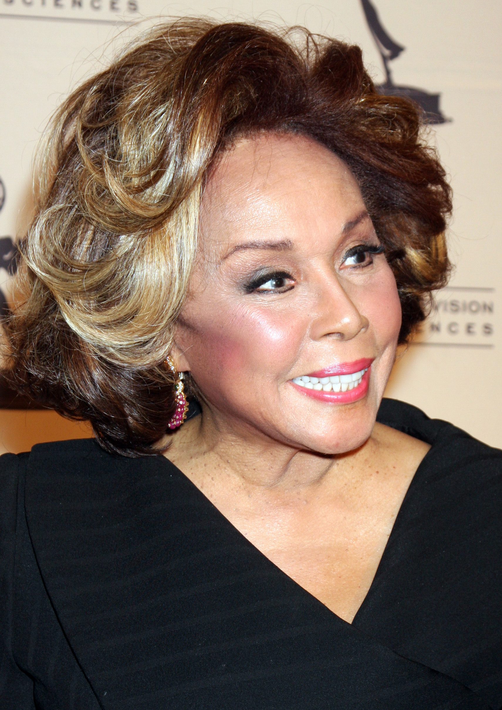 Diahann Carroll's Soft Honey Waves