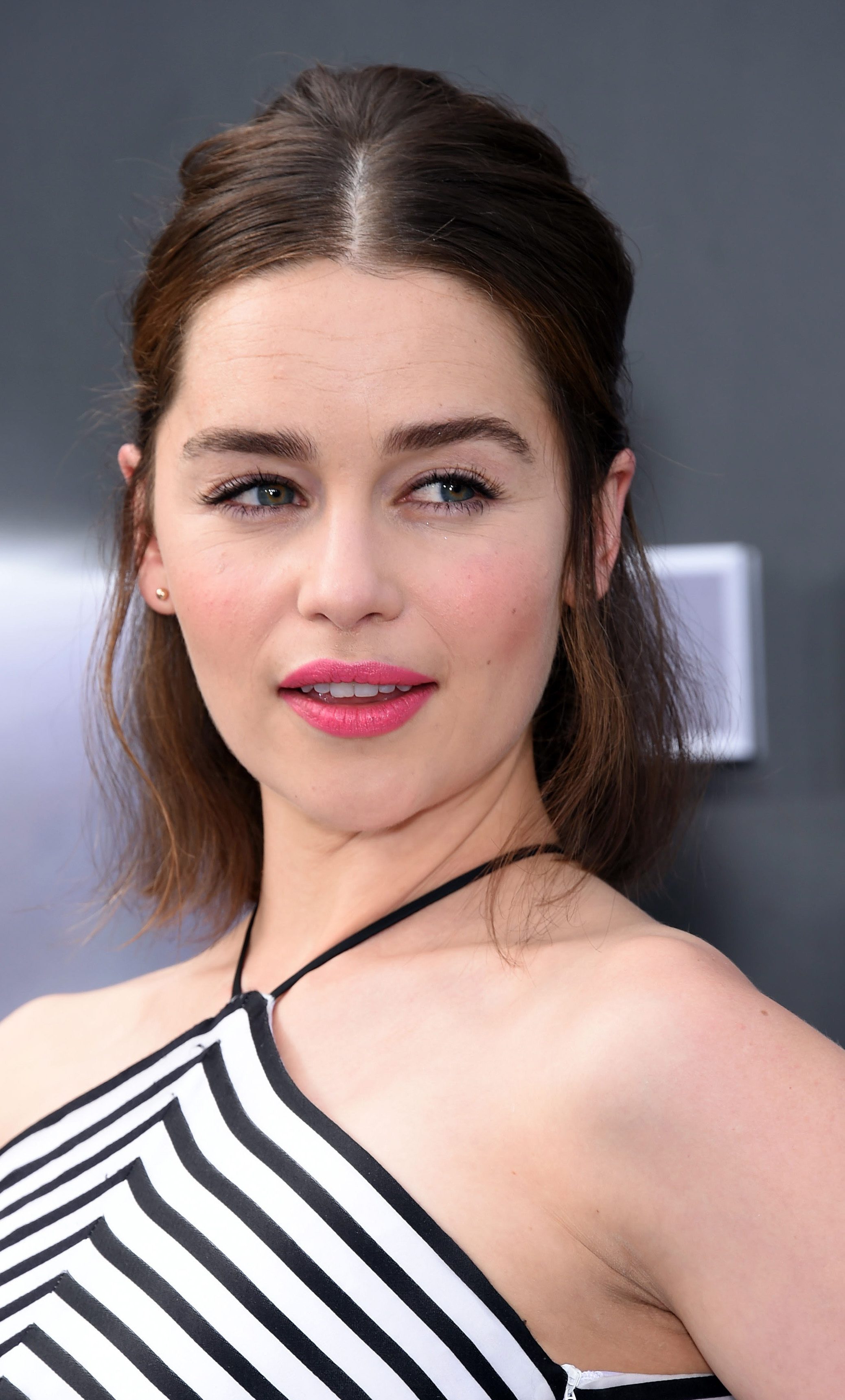 Emilia Clarke's Mid Part Half-Up