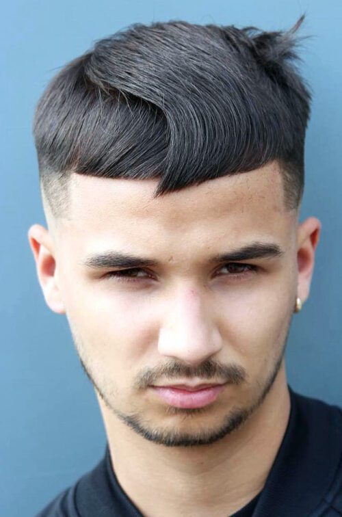 20+ Angular Fringe Haircuts: Booming Trend of 2023 | Haircut Inspiration