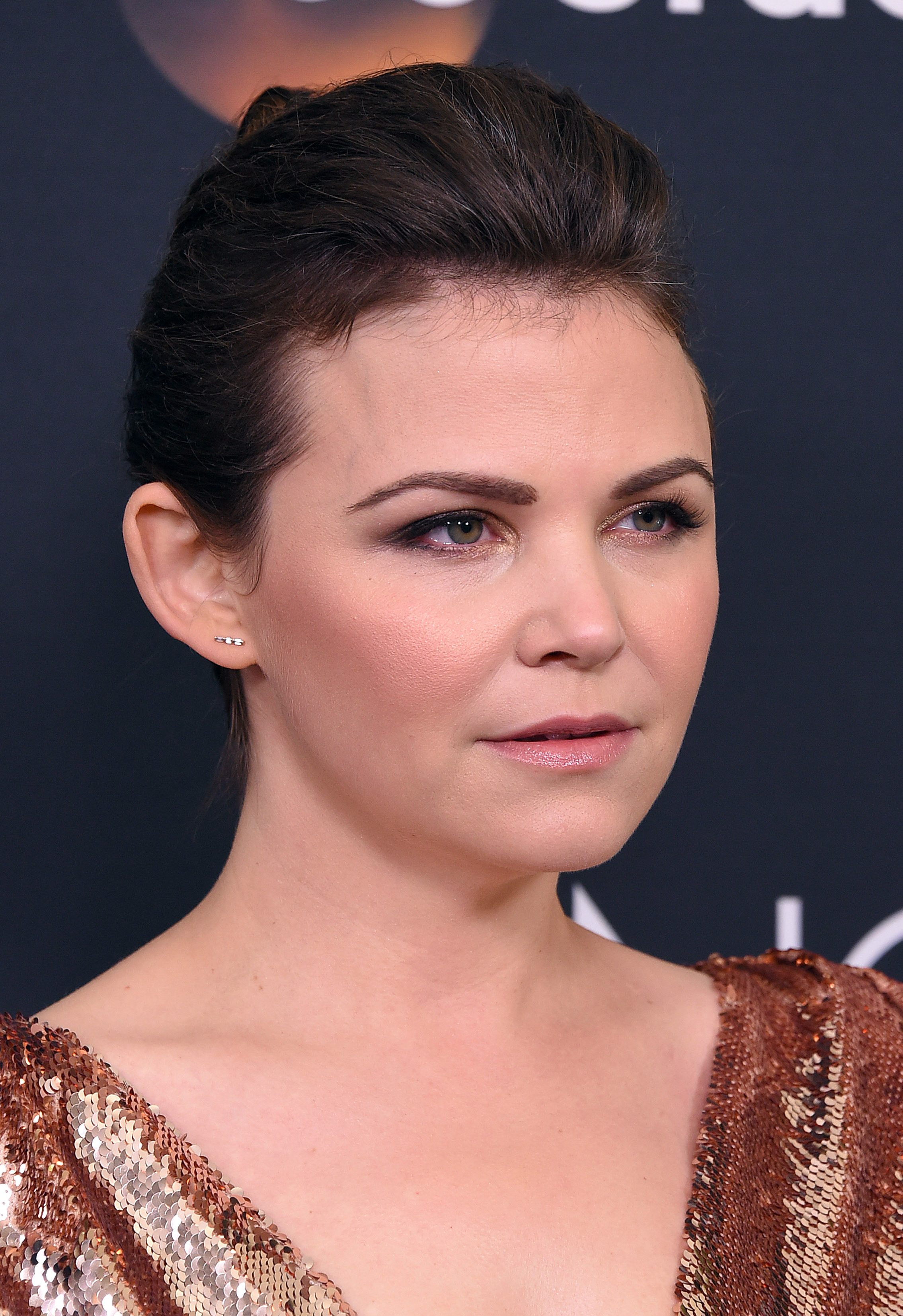 Ginnifer Goodwin's Volumized Brush-Back