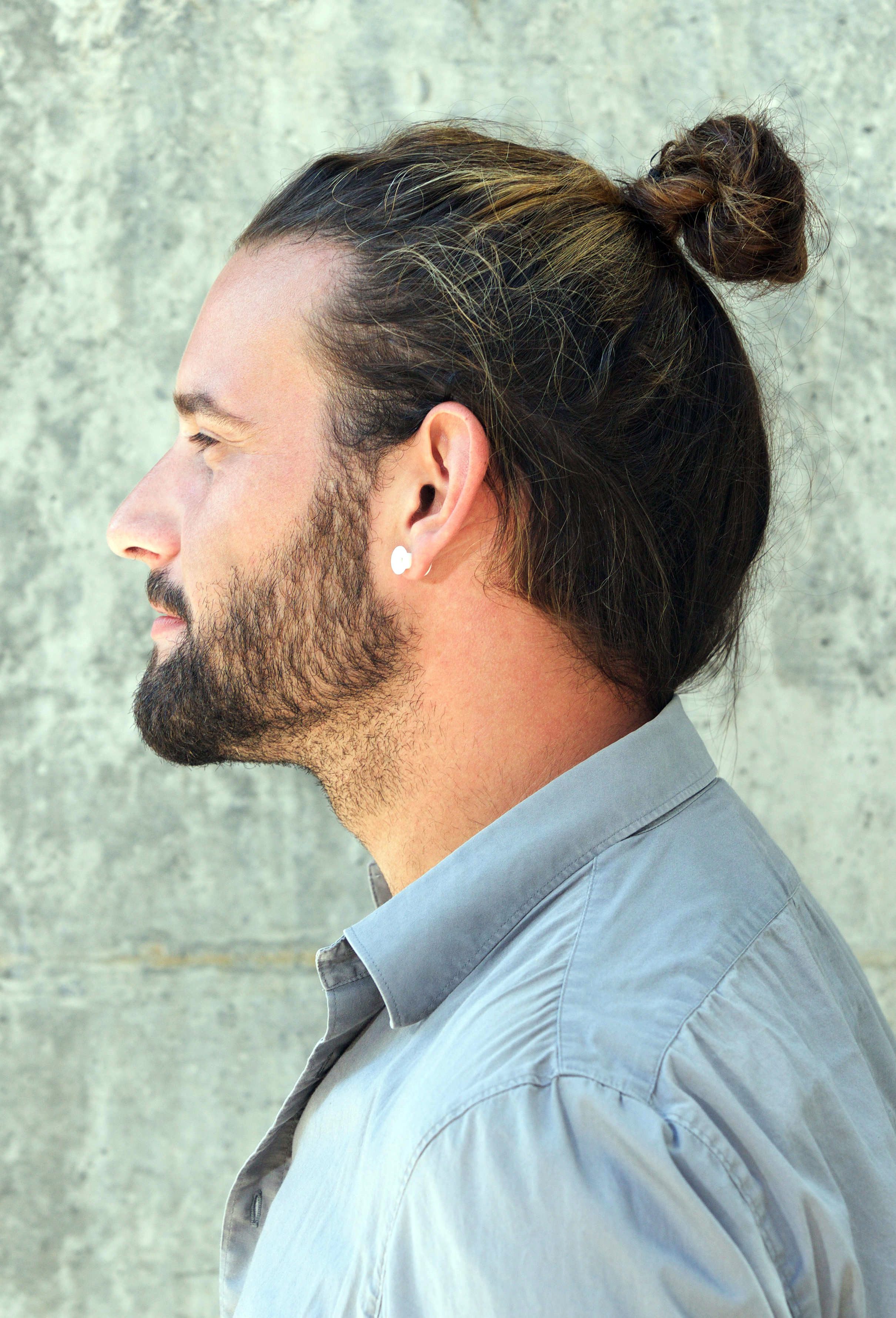 The Top Knot Hairstyle Visual Guide for Men (7 Different Styles)