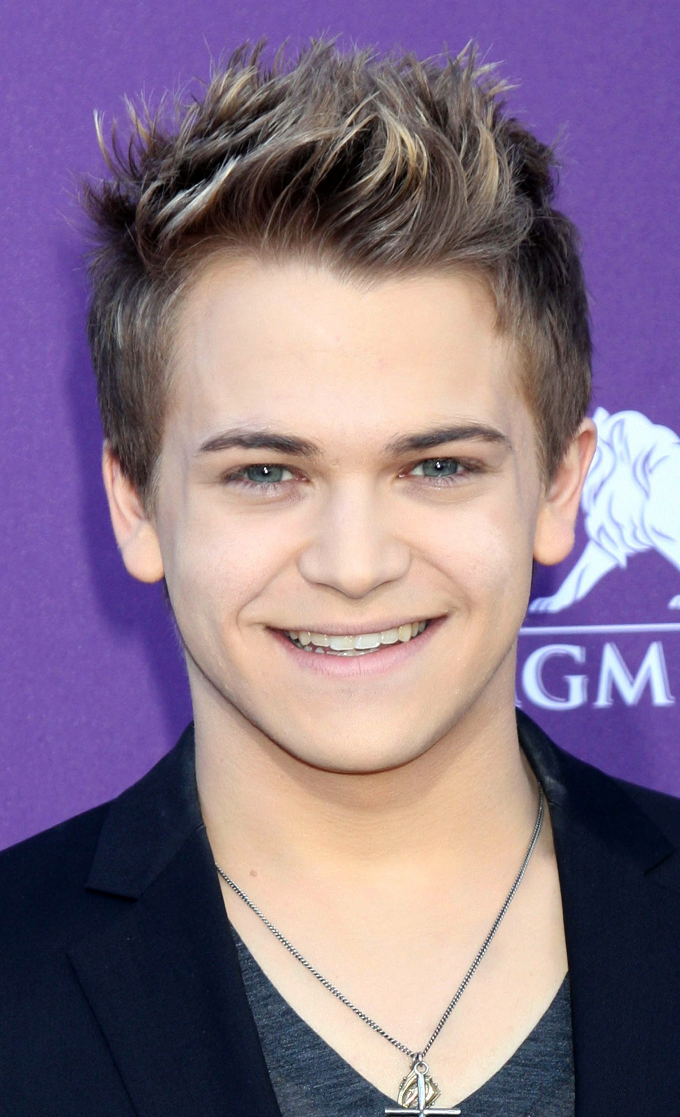 Hunter Hayes' Blonde Spikes