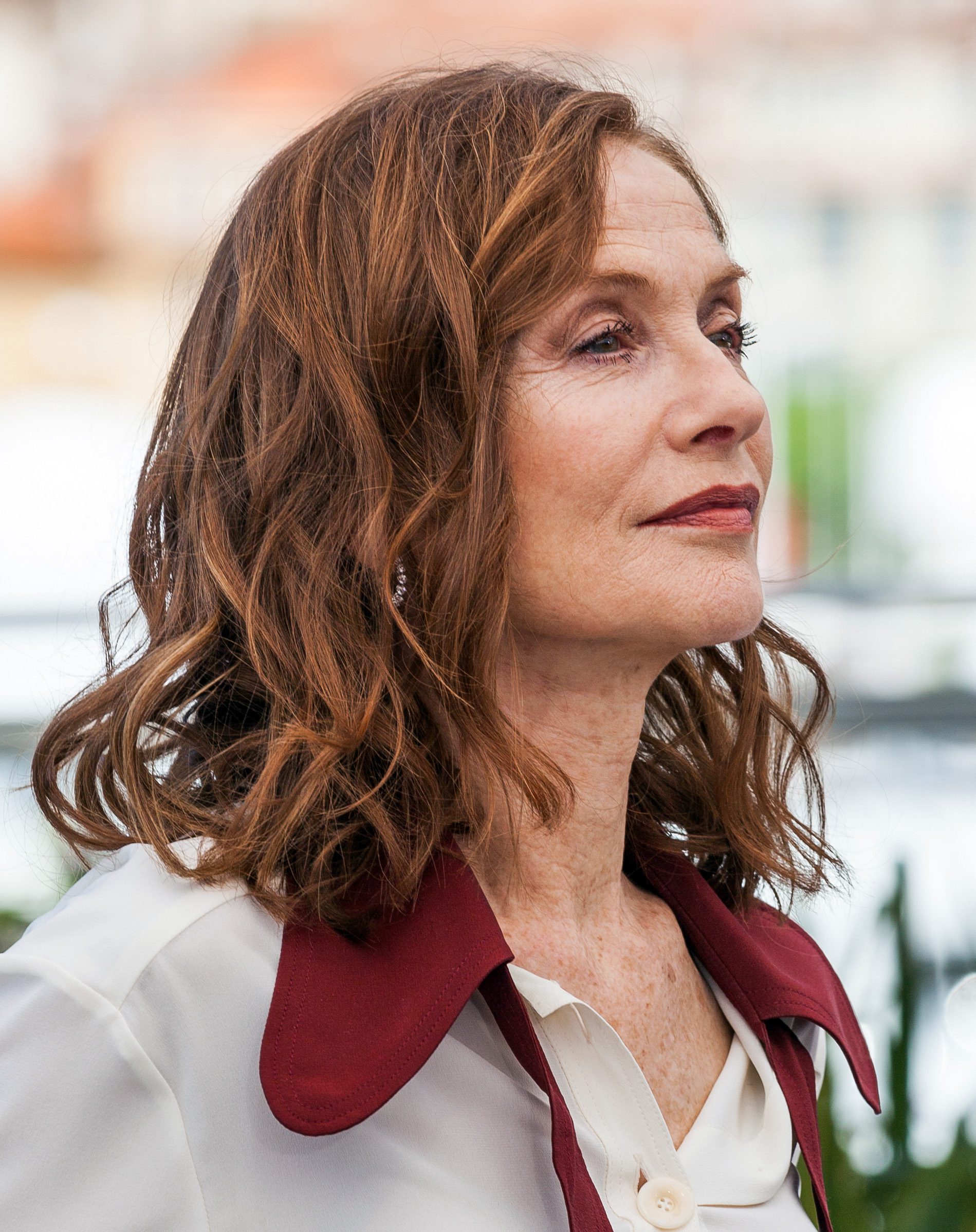 Isabelle Huppert's Hazelnut Medium Crop