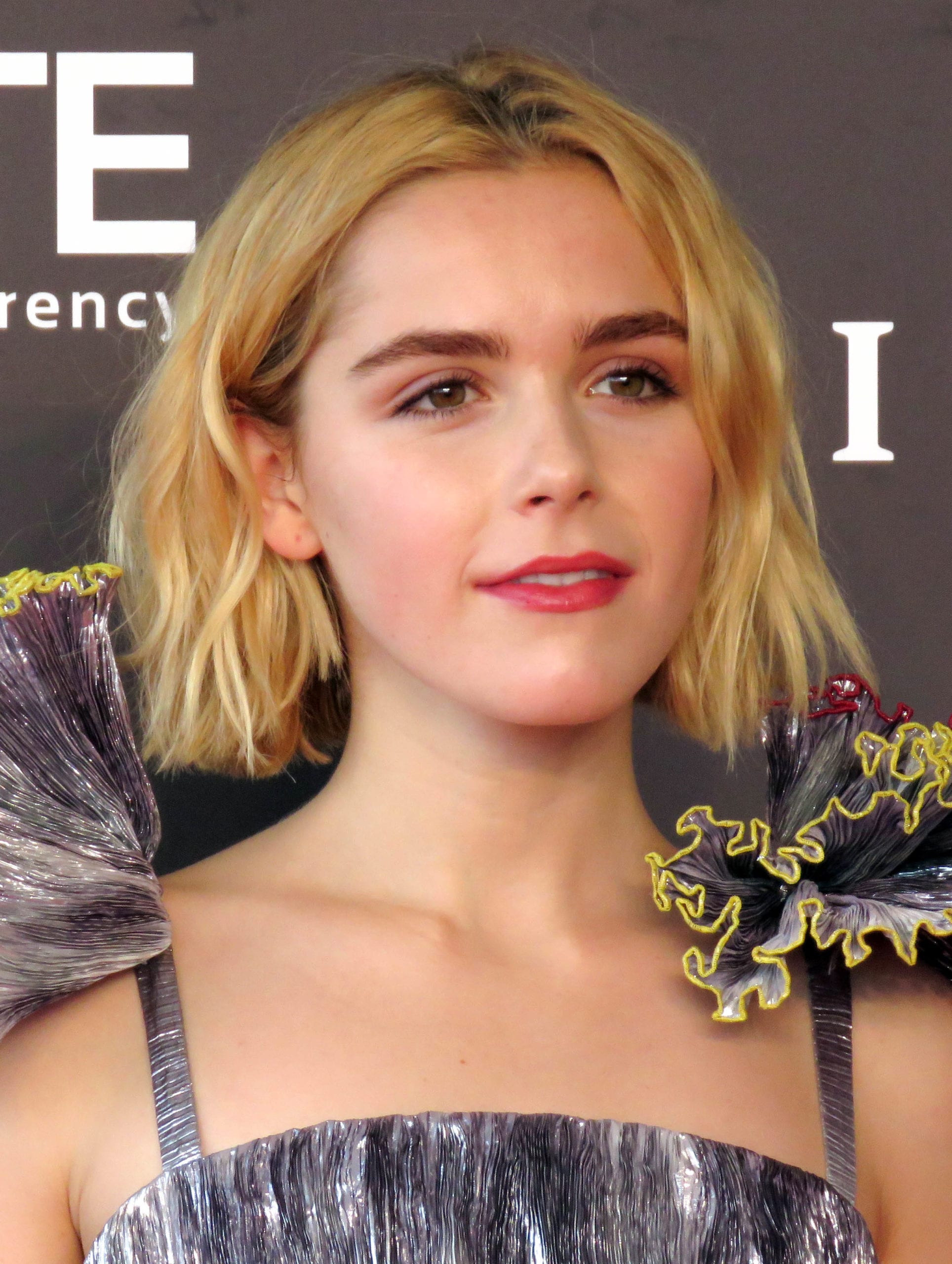 Kiernan Shipka's Beach Waved Bob