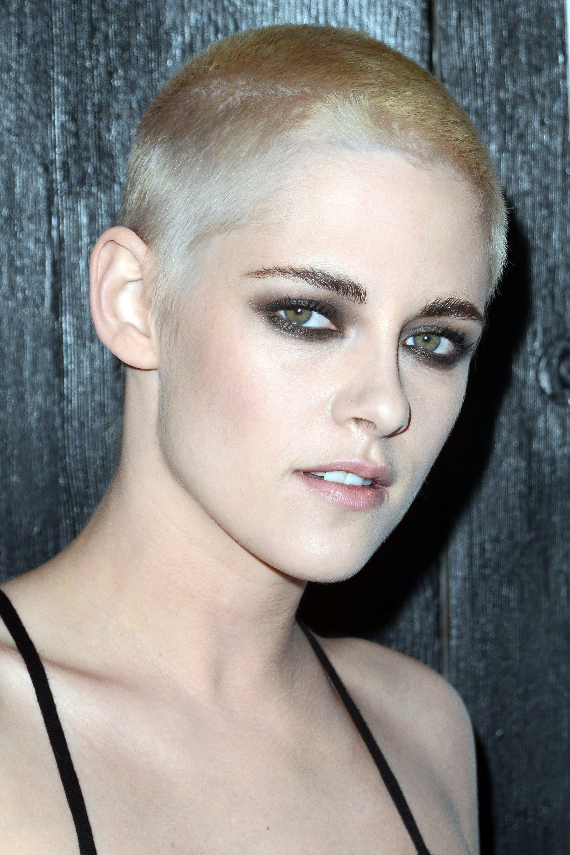 Kristen Stewarts Blonde Buzz Cut