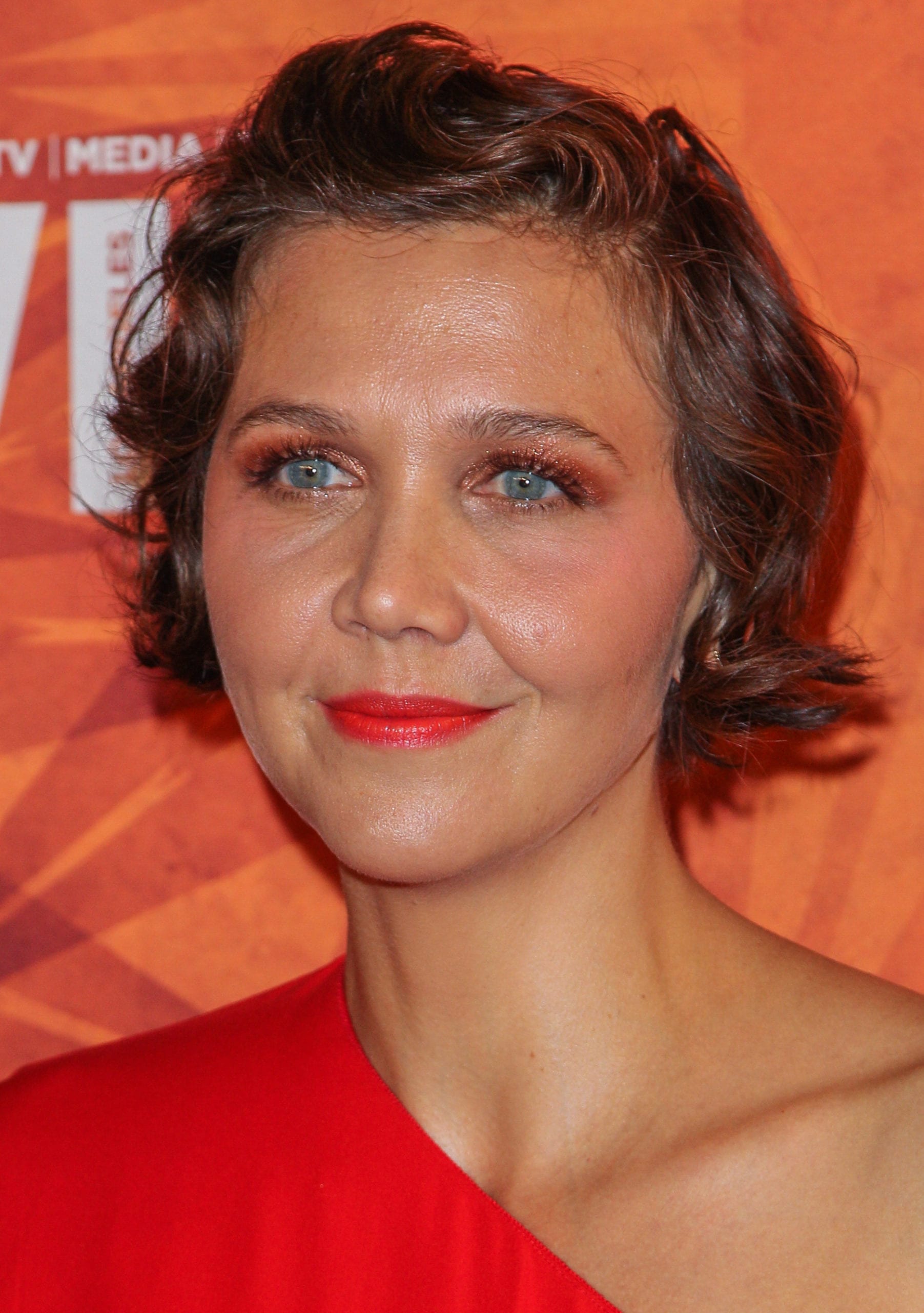 Maggie Gyllenhaal's Wavy Short Bob