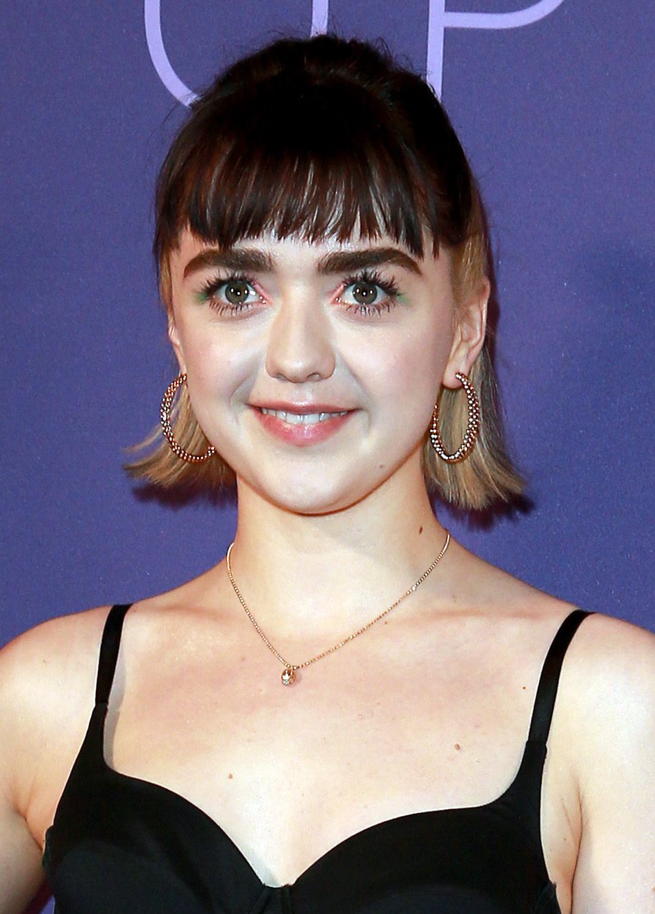 Maisie Williams Double Tone Bob