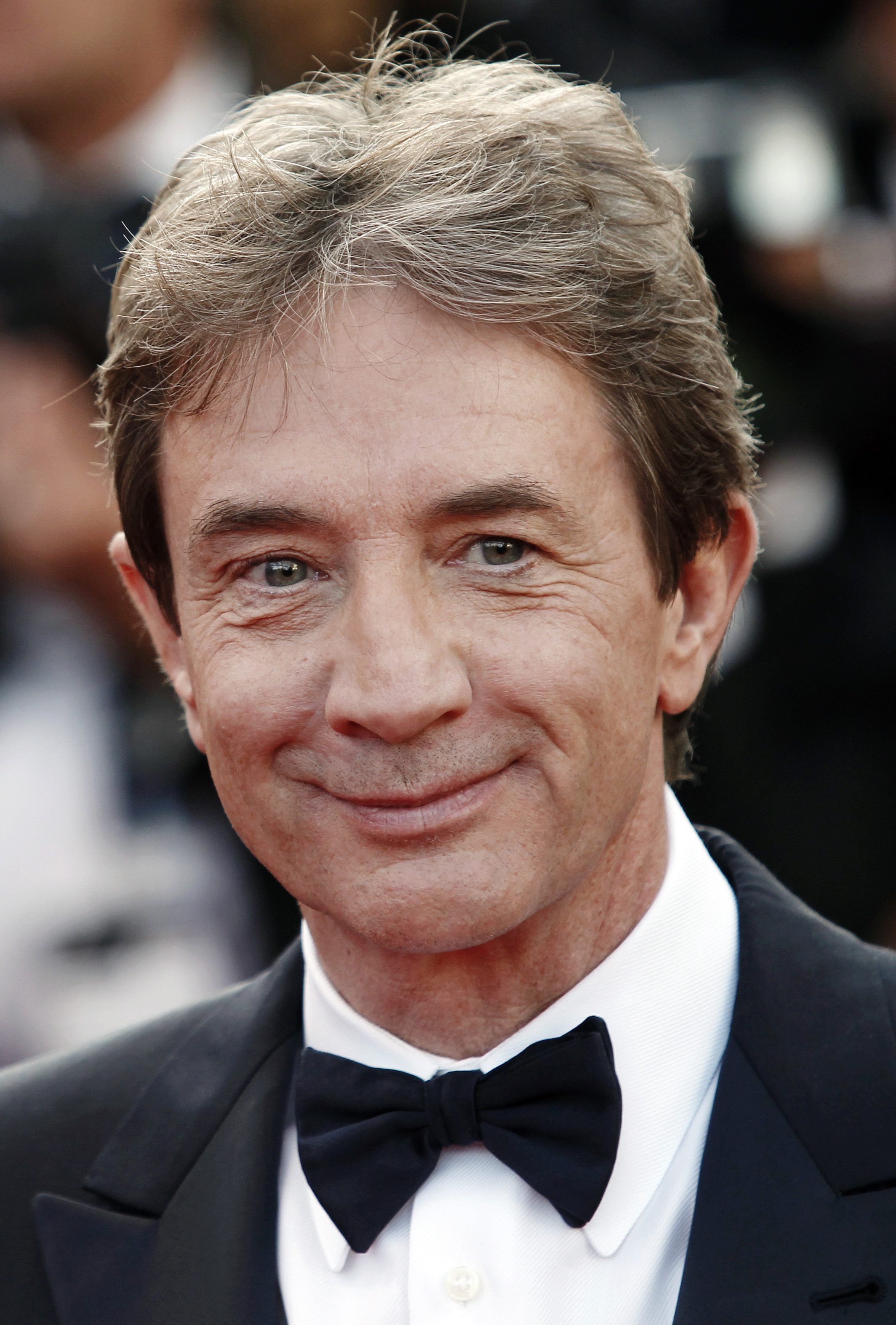 Martin Short's Layered Short Crop