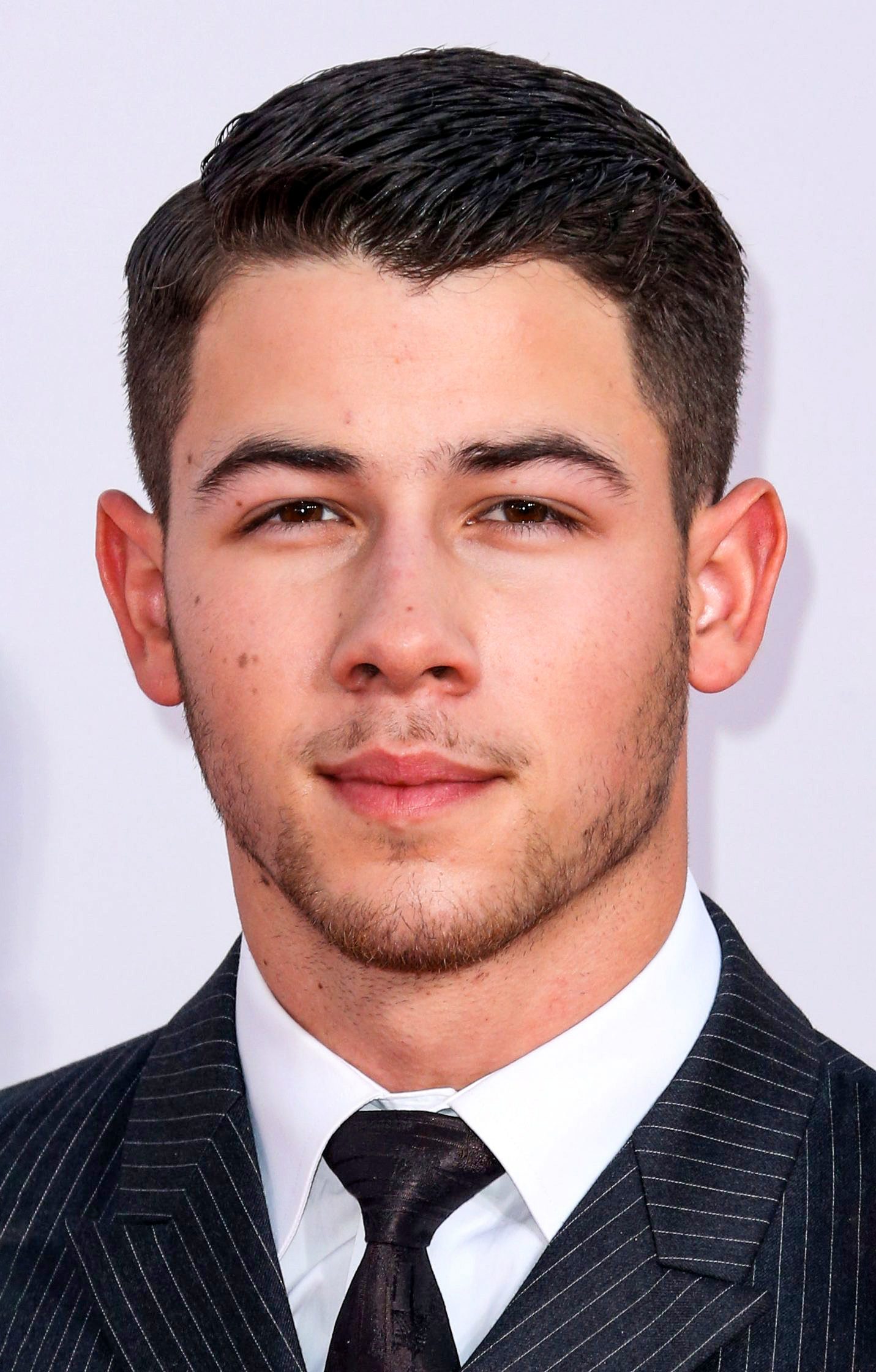 Nick Jonas' Long Tapered Ivy