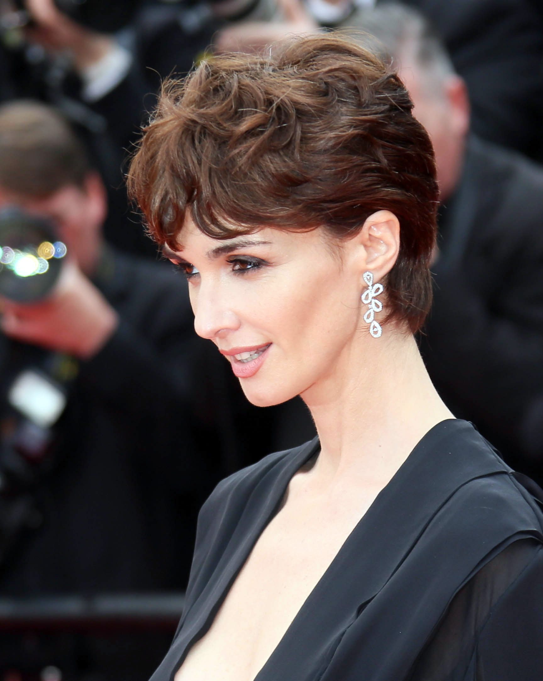 Paz Vega's Choppy Layered Crop