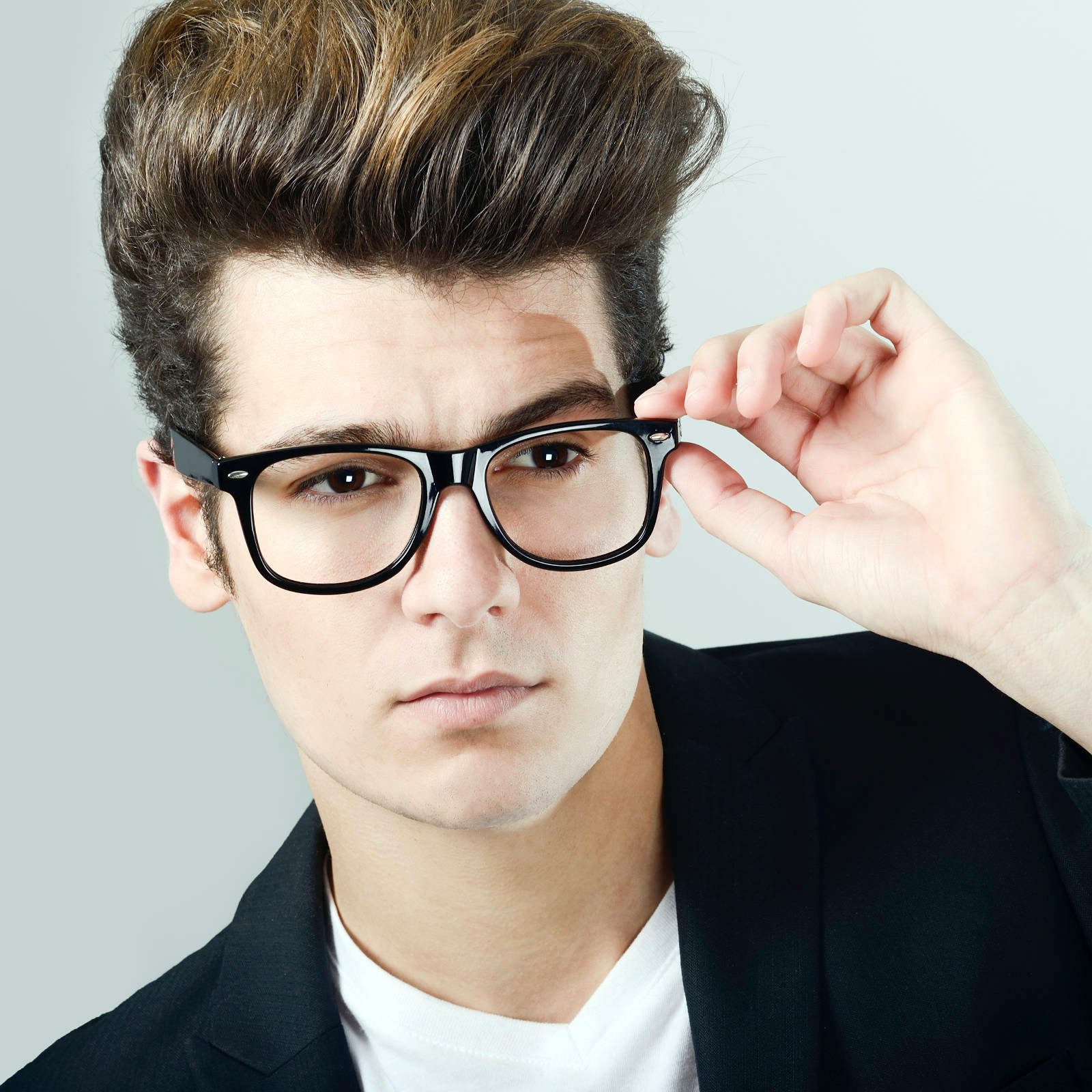 40 Outstanding Quiff Hairstyle Ideas - A Comprehensive Guide