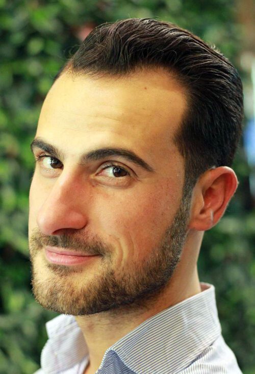 20+ Best Hairstyles for a Receding Hairline (Extended)