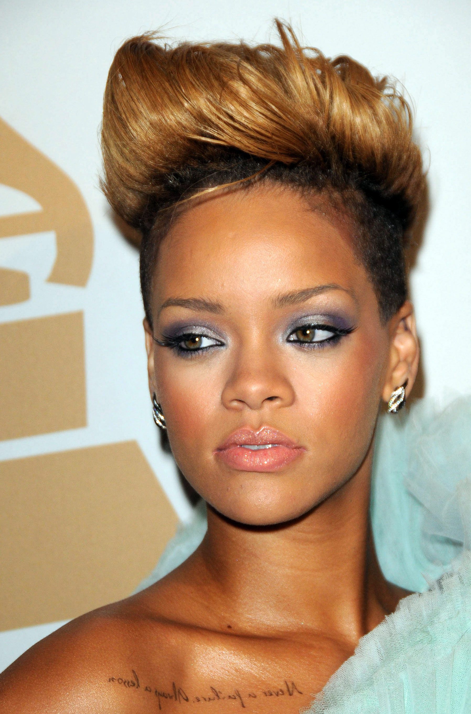 Rihanna's Undercut