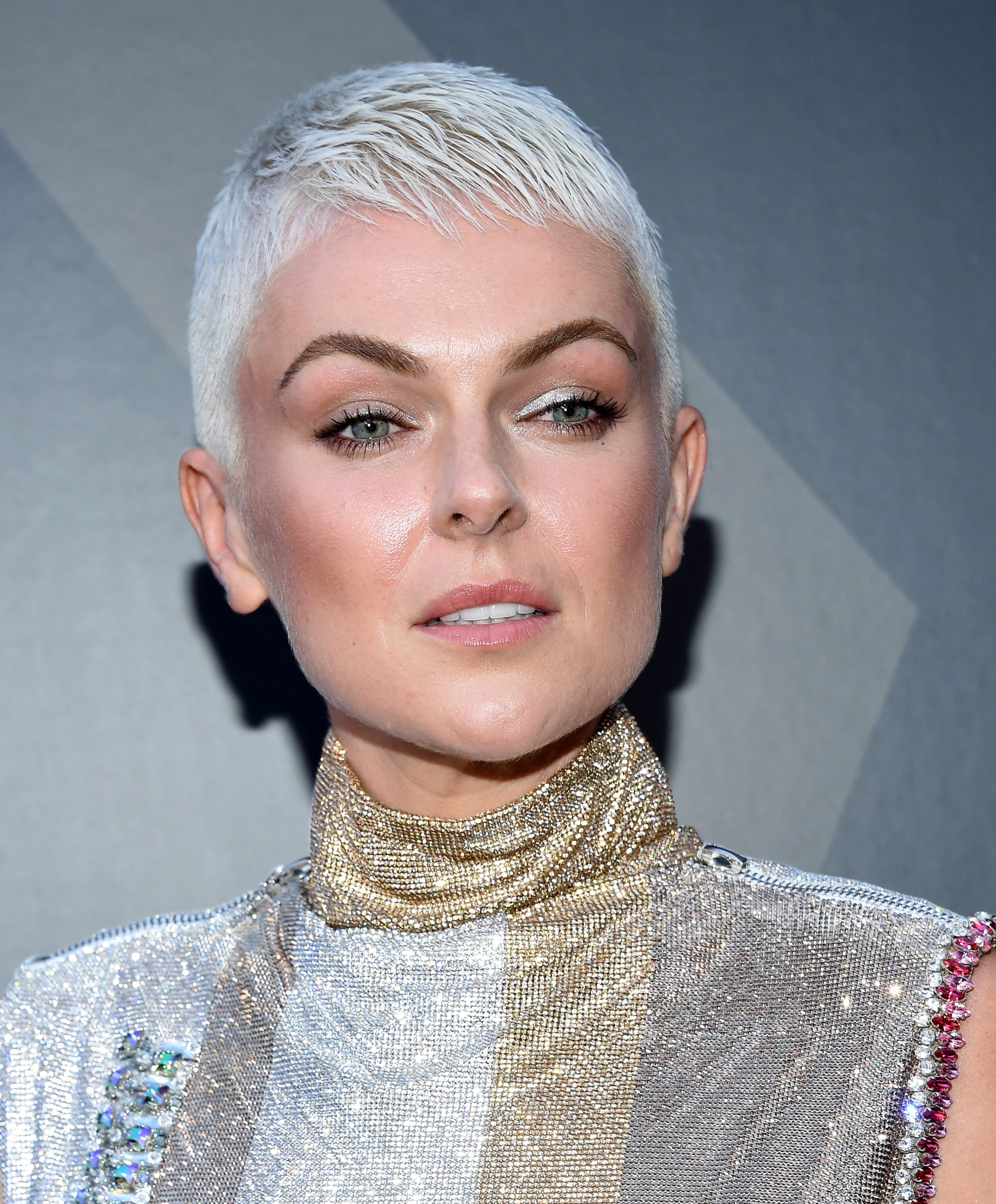 Serinda Swan's Icy Pixie