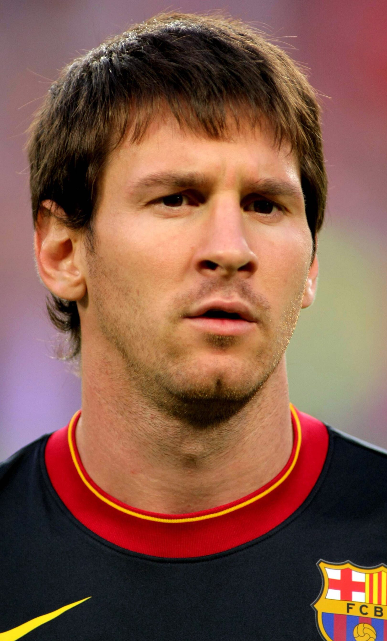 Lionel Messi S Top 10 Most Iconic Hairstyles Haircut Inspiration   Short Mullet 1620x2682 