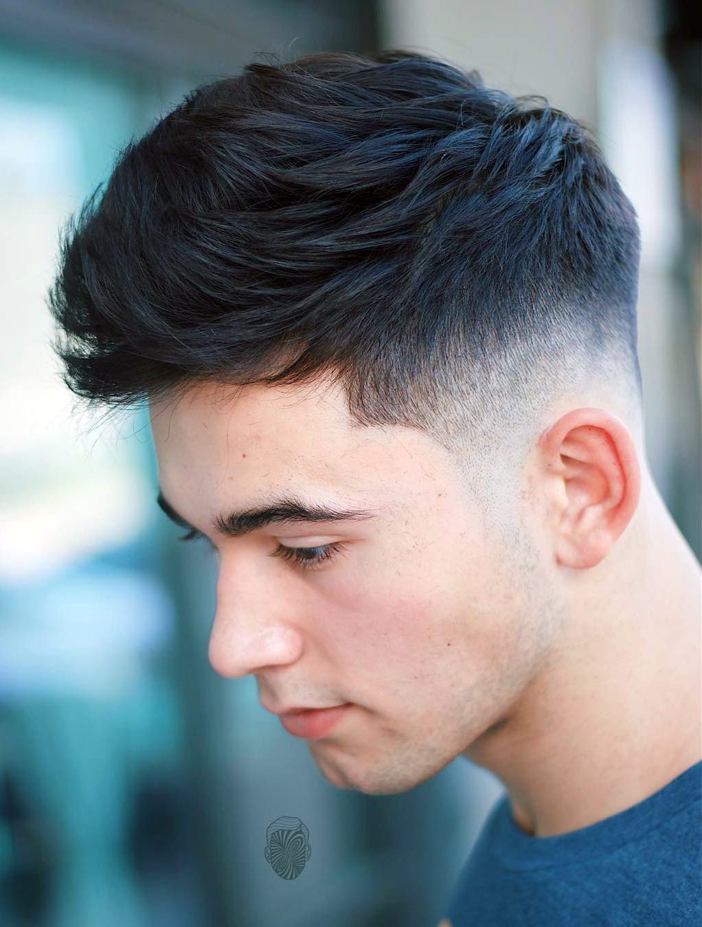 Стрижка 18. САРТАРОШХОНА причоска. Boys Hairstyle стрижка. Андеркат Помпадур для подростков. Подростковые стрижки мужские.