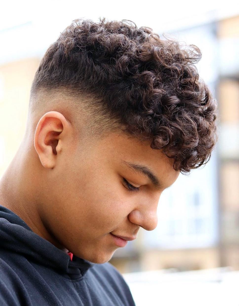 Haircuts for Men With Curly Hair That You Need To Try Right Now