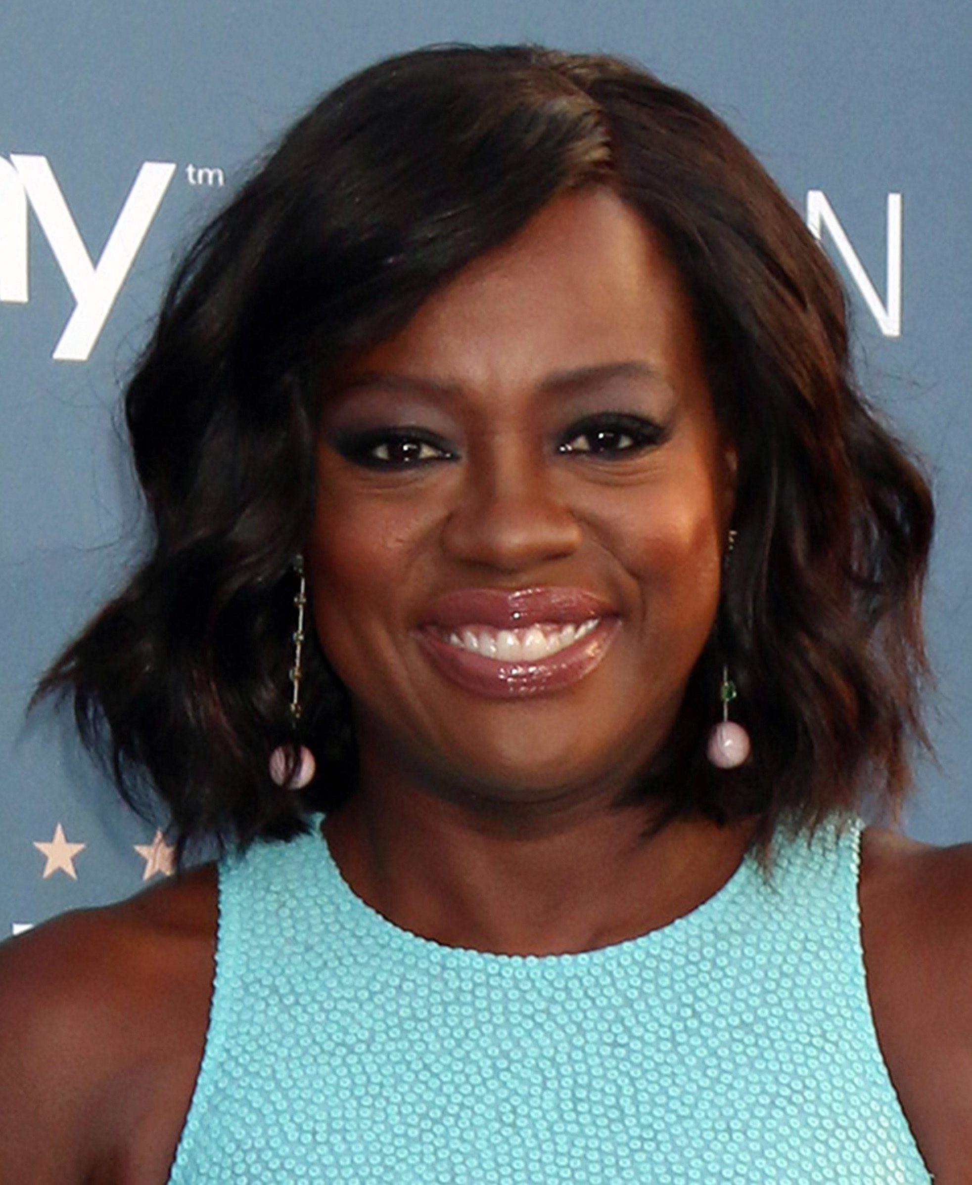 Viola Davis Wavy Long Bob