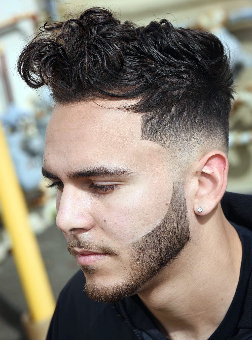 Wavy Texture with Clear Low Fade