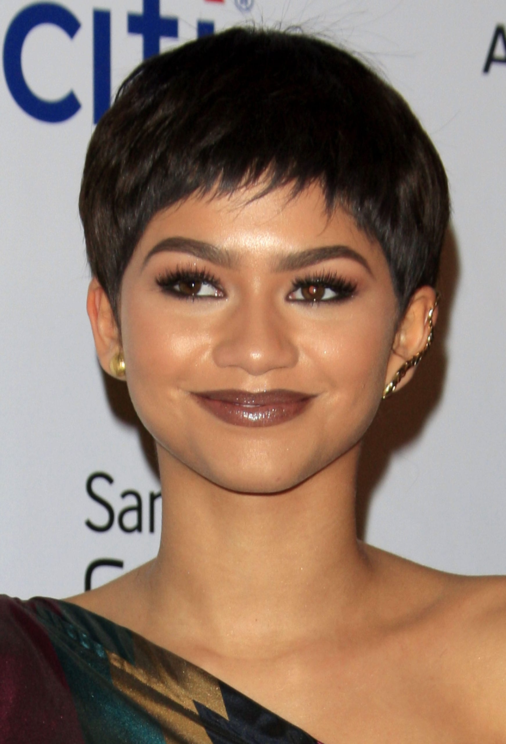 pixie cut with bangs