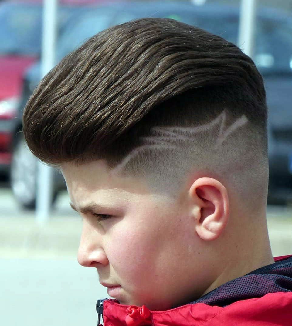 Pompadour Ondulado com Design